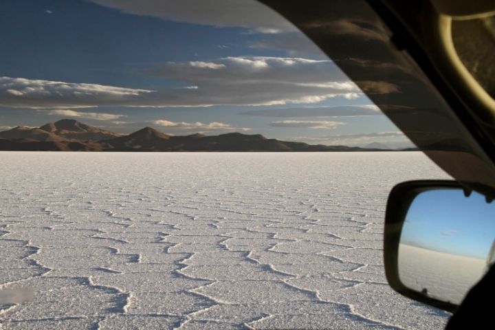 Driving Uyuni salt flats